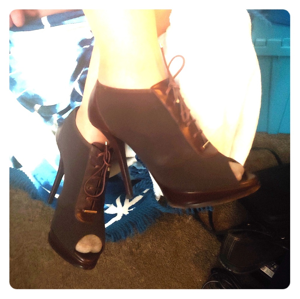Christian Dior Stilettos*NO MORE PRICE DROPS!$50